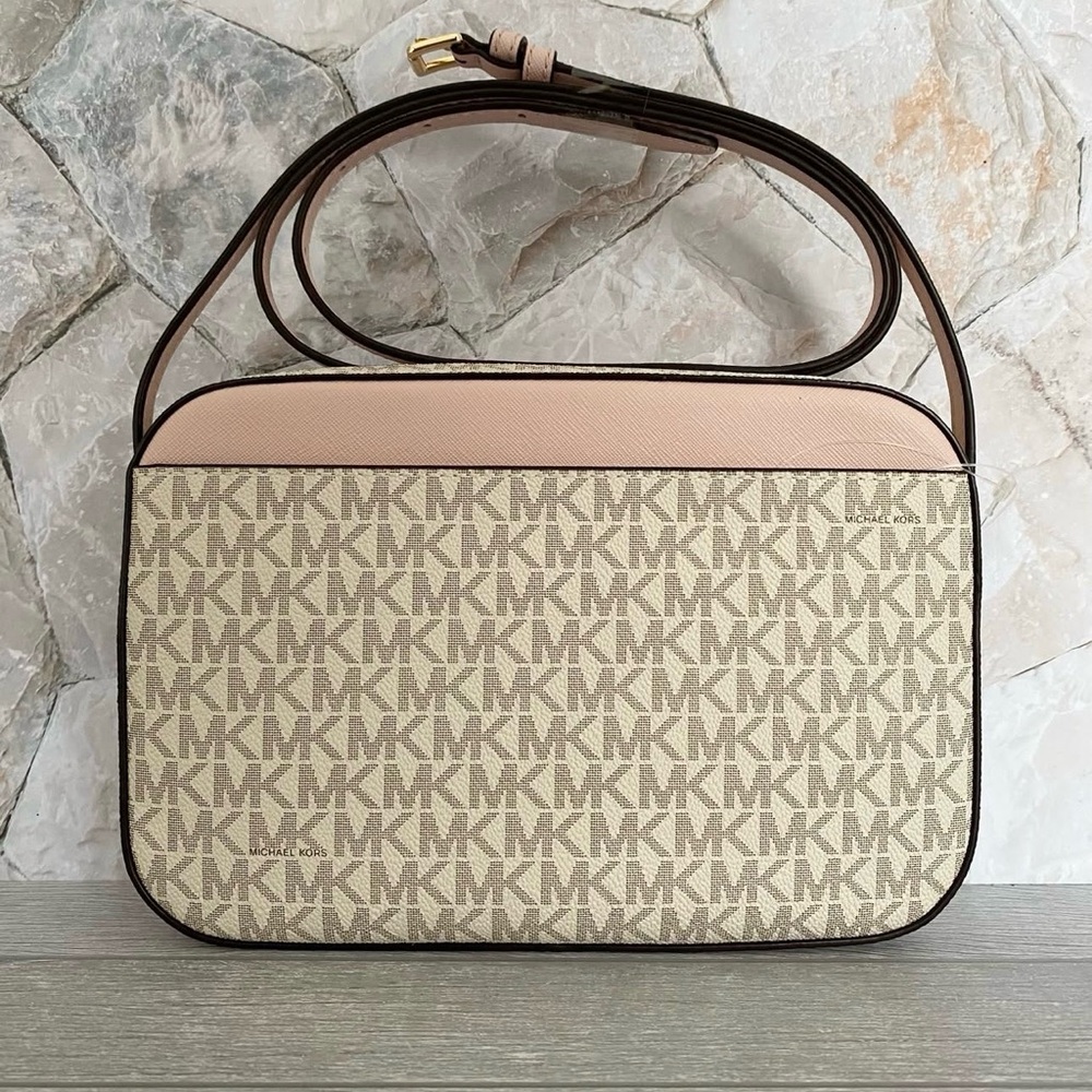 Michael Kors Pink Large Jet Set Vanila Blush Crossbody Bag - Picture 3 of 6